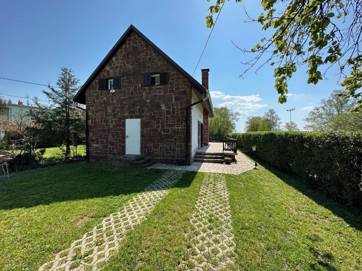 Hangulatos Balaton parti nyaraló Révfülöp Exterior foto